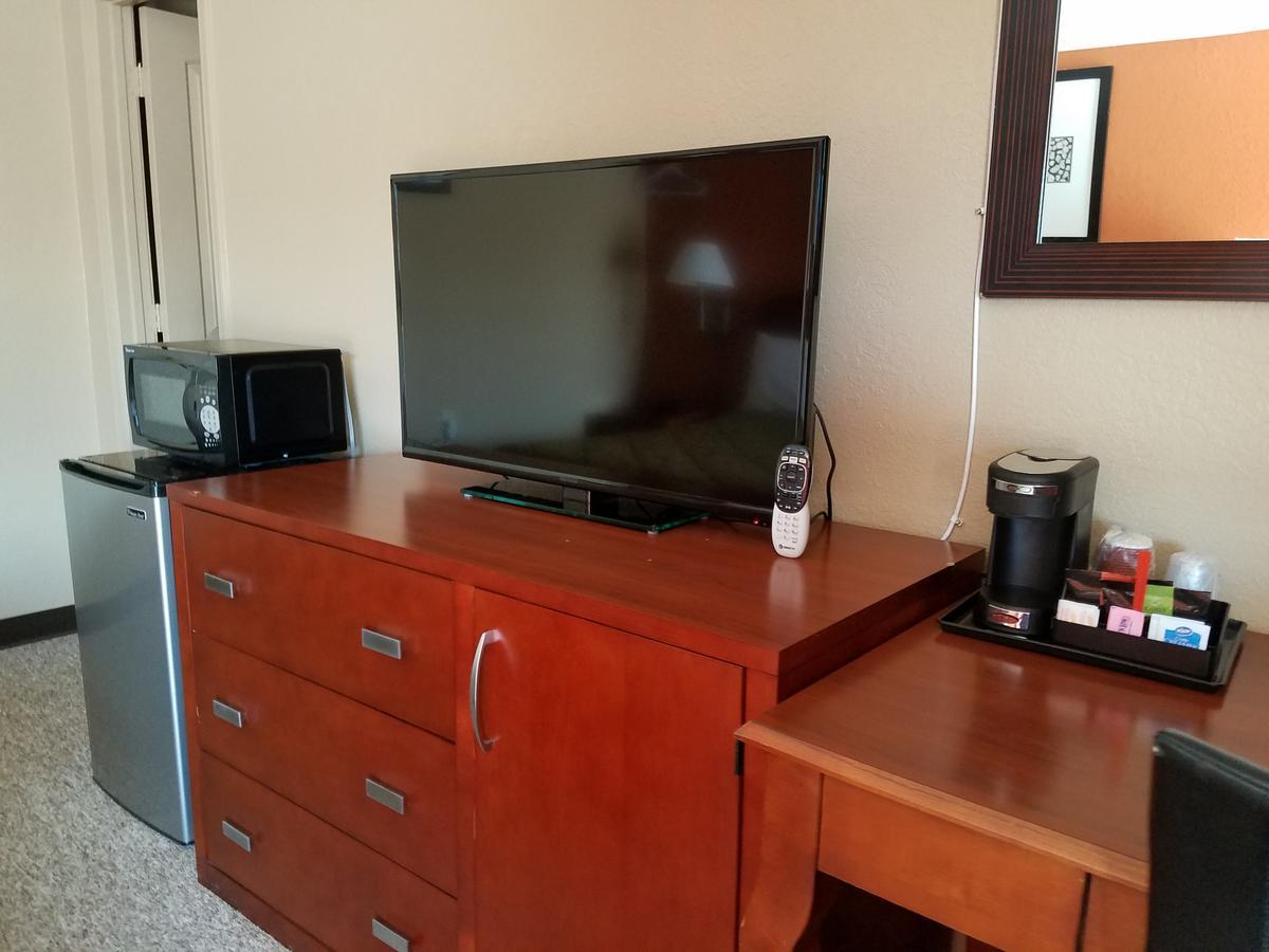 צ'יקאשה Budget Inn מראה חיצוני תמונה