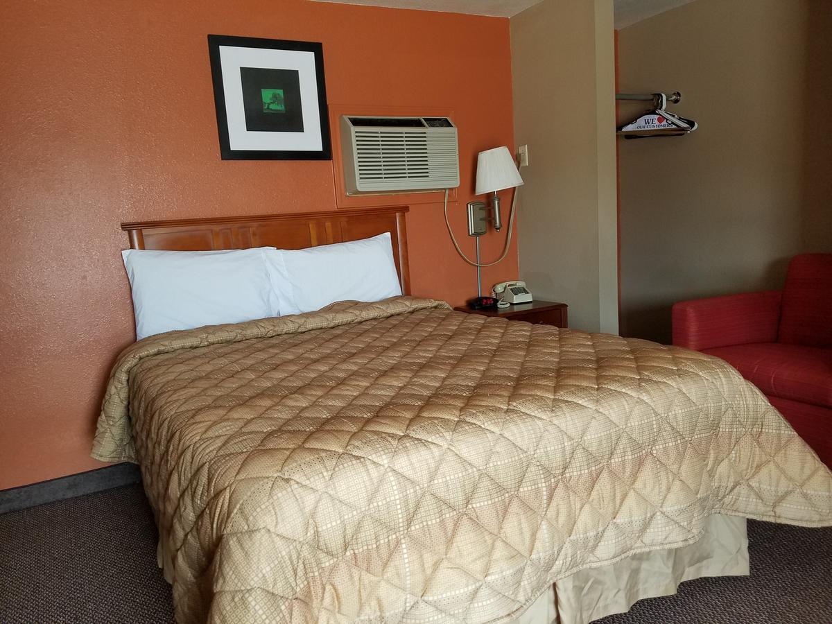 צ'יקאשה Budget Inn מראה חיצוני תמונה